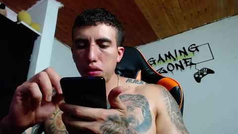 Snapshot of adan_hudson chatting on 12.04.24 Anderson online show from 12.04.24