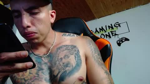 Snapshot of adan_hudson chatting on 02.01.25 Anderson online show from 02.01.25