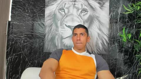 Adan Sin online show from 09.08.25