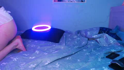 Snapshot of adanett chatting on 01.28.25 adanett online show from 01.28.25