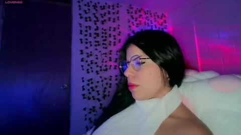 Snapshot of adararose1 chatting on 11.09.25 Adara online show from 11.09.25