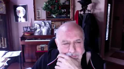 add_me_2 online show from 04.19.26