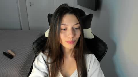 Snapshot of addavalery chatting on 12.14.24 Adda online show from 12.14.24