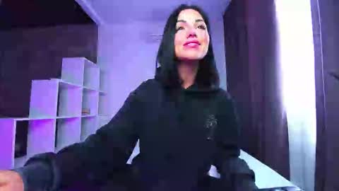 Sabi online show from 10.19.25