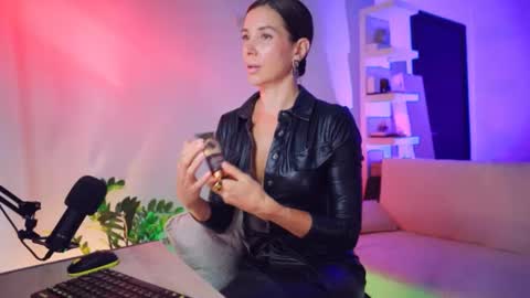 ADDICTION online show from 10.27.25