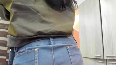 Snapshot of addiflower chatting on 10.04.25 addi online show from 10.04.25