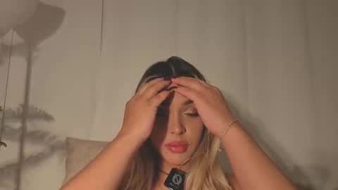 A D D I S O N  online show from 10.03.25