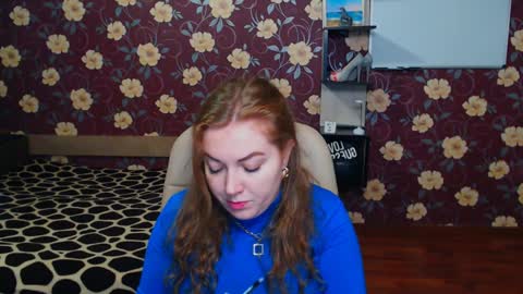Snapshot of adel_redhead_ chatting on 12.11.24 Adel online show from 12.11.24