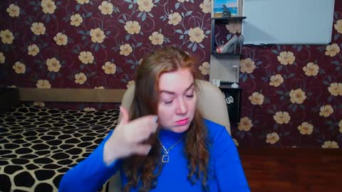 Snapshot of adel_redhead_ chatting on 12.11.24 Adel online show from 12.11.24