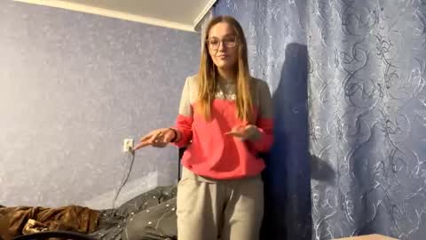 Emma online show from 10.08.25