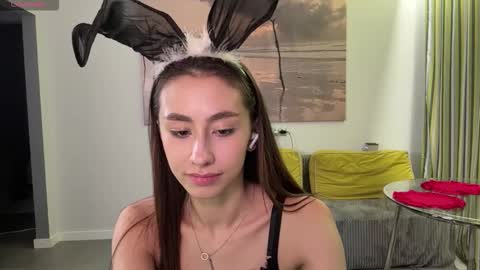 Snapshot of adelaidethilges chatting on 02.26.26 Stella online show from 02.26.26