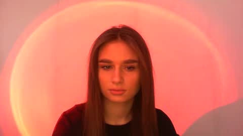 Adele Amore online show from 02.13.25