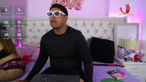 Snapshot of adele_and_james chatting on 01.19.25 adele_and_james online show from 01.19.25