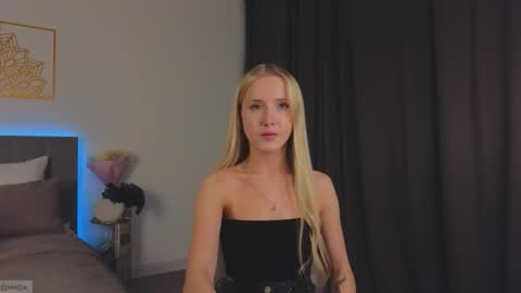 Snapshot of adele_armas chatting on 10.14.25 Adele online show from 10.14.25