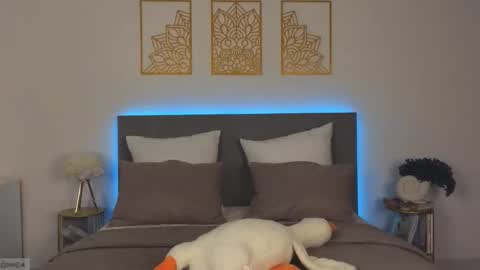 Snapshot of adele_armas chatting on 11.08.25 Adele online show from 11.08.25