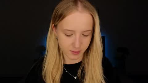Snapshot of adele_armas chatting on 05.07.26 Adele online show from 05.07.26