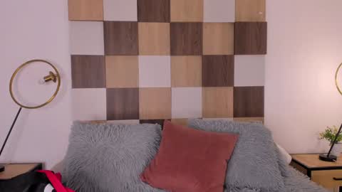 Andrea online show from 12.21.24