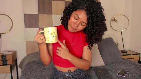 Andrea online show from 01.05.25