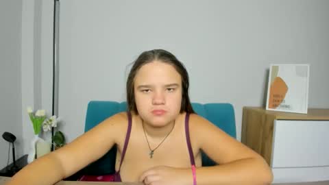 adelecruzz online show from 10.12.25