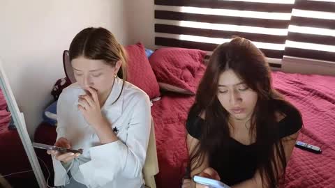 adellein foxx online show from 10.08.25