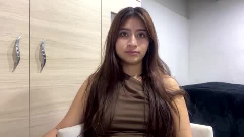 adellein foxx online show from 10.10.25