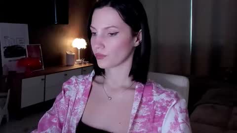 Adele Shine online show from 11.21.25