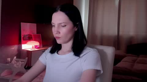 Adele Shine online show from 04.15.26