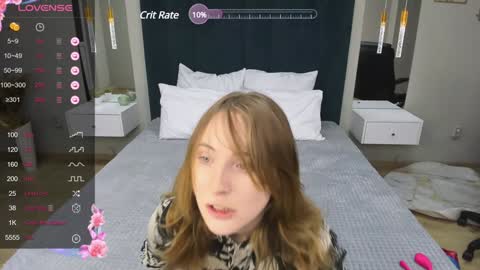 Snapshot of adelina_cowell chatting on 02.01.25 Adelina online show from 02.01.25