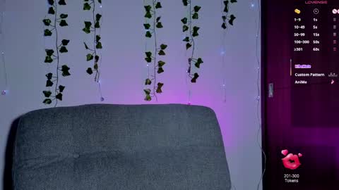 Snapshot of adelinaconte1 chatting on 04.25.26 adelinaconte1 online show from 04.25.26