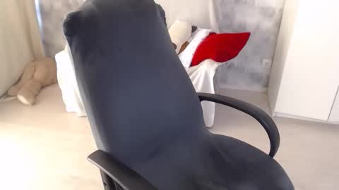 adelinalawson online show from 09.23.25