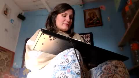 Snapshot of adelineblueeyes chatting on 01.27.25 Larisa online show from 01.27.25