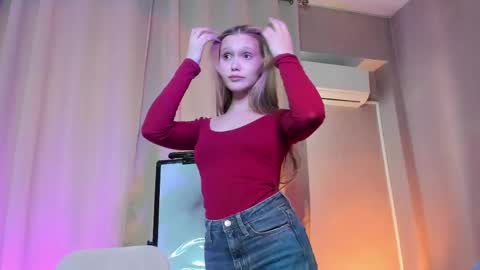 adelinecrash online show from 04.23.26