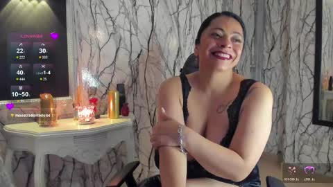 Snapshot of adelinemoretti chatting on 04.23.26 adelinemoretti online show from 04.23.26