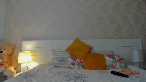 adellegirl online show from 02.19.25