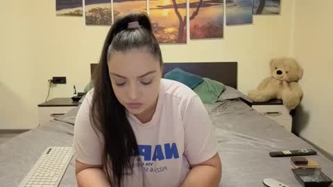 Adellineee online show from 03.30.26