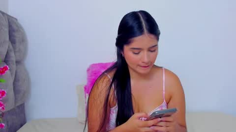   online show from 01.06.25