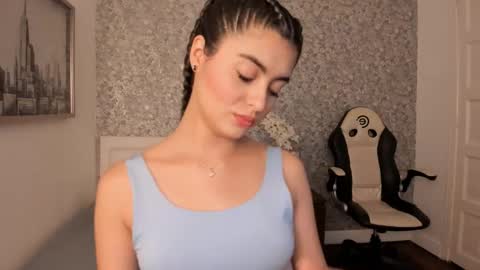 Snapshot of adhara_black01 chatting on 01.10.25 Adhara online show from 01.10.25