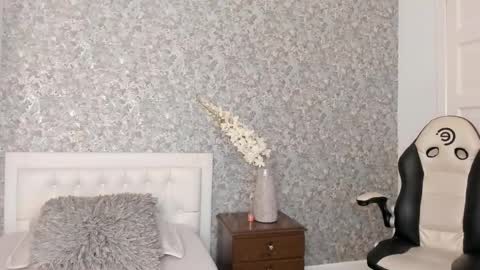 Snapshot of adhara_black01 chatting on 01.11.25 Adhara online show from 01.11.25