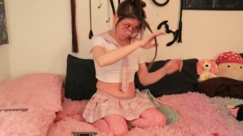 A Ditzy TGirl aka Lizzy online show from 03.20.26