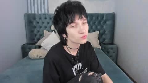 Snapshot of adonbev chatting on 07.16.26 adonbev online show from 07.16.26