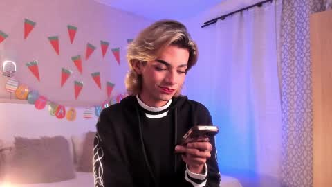 Adonis  online show from 04.01.26