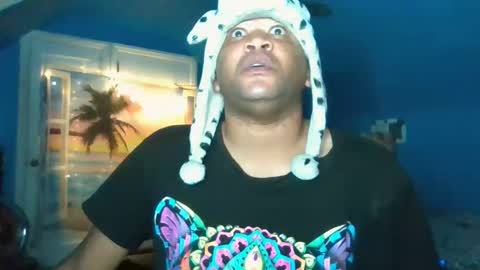 Snapshot of adoniswoody chatting on 10.19.25 Adonis XDDDDDDDD Woody online show from 10.19.25