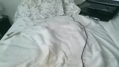 Snapshot of adonysse chatting on 10.03.25 adonysse online show from 10.03.25