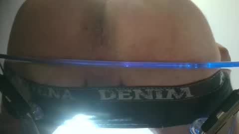 Snapshot of adonysse chatting on 10.13.25 adonysse online show from 10.13.25