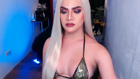 Snapshot of adorable_andrea chatting on 12.08.24 adorable_andrea online show from 12.08.24