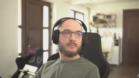 W36 online show from 04.04.26