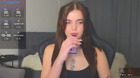 Snapshot of adri_dream chatting on 10.09.25 Adriana online show from 10.09.25