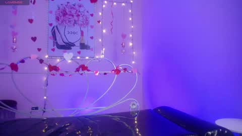 Adri  online show from 02.13.25