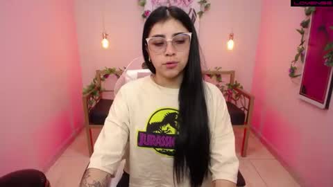 Snapshot of adri_gomez_1 chatting on 07.06.26 Adri online show from 07.06.26