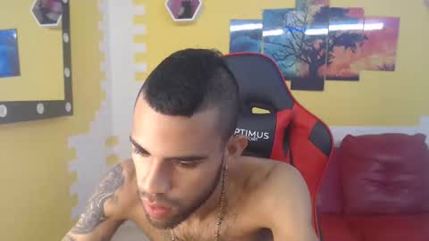 Snapshot of adri_sexboy chatting on 12.04.24 adri_sexboy online show from 12.04.24